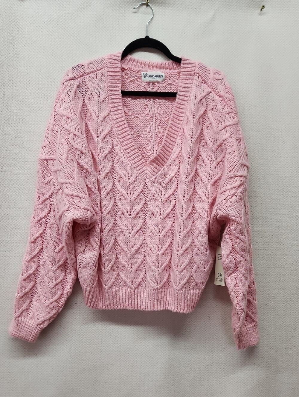 🚨2/$25 or 5/$50🚨No Boundaries Light Pink Cable-Knit V-Neck Sweater